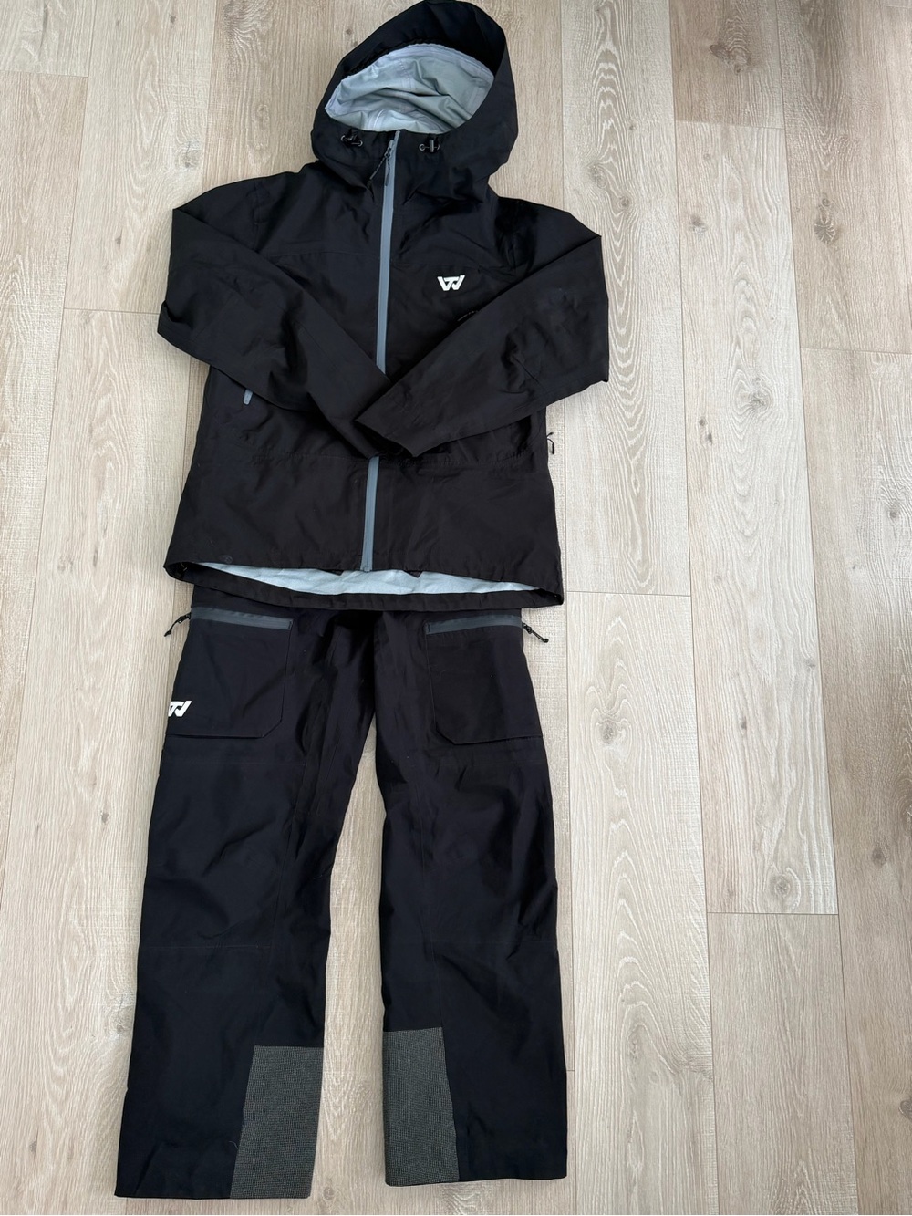 Wilderness Technology Trilaminate 3L Jacket L and Bibs M